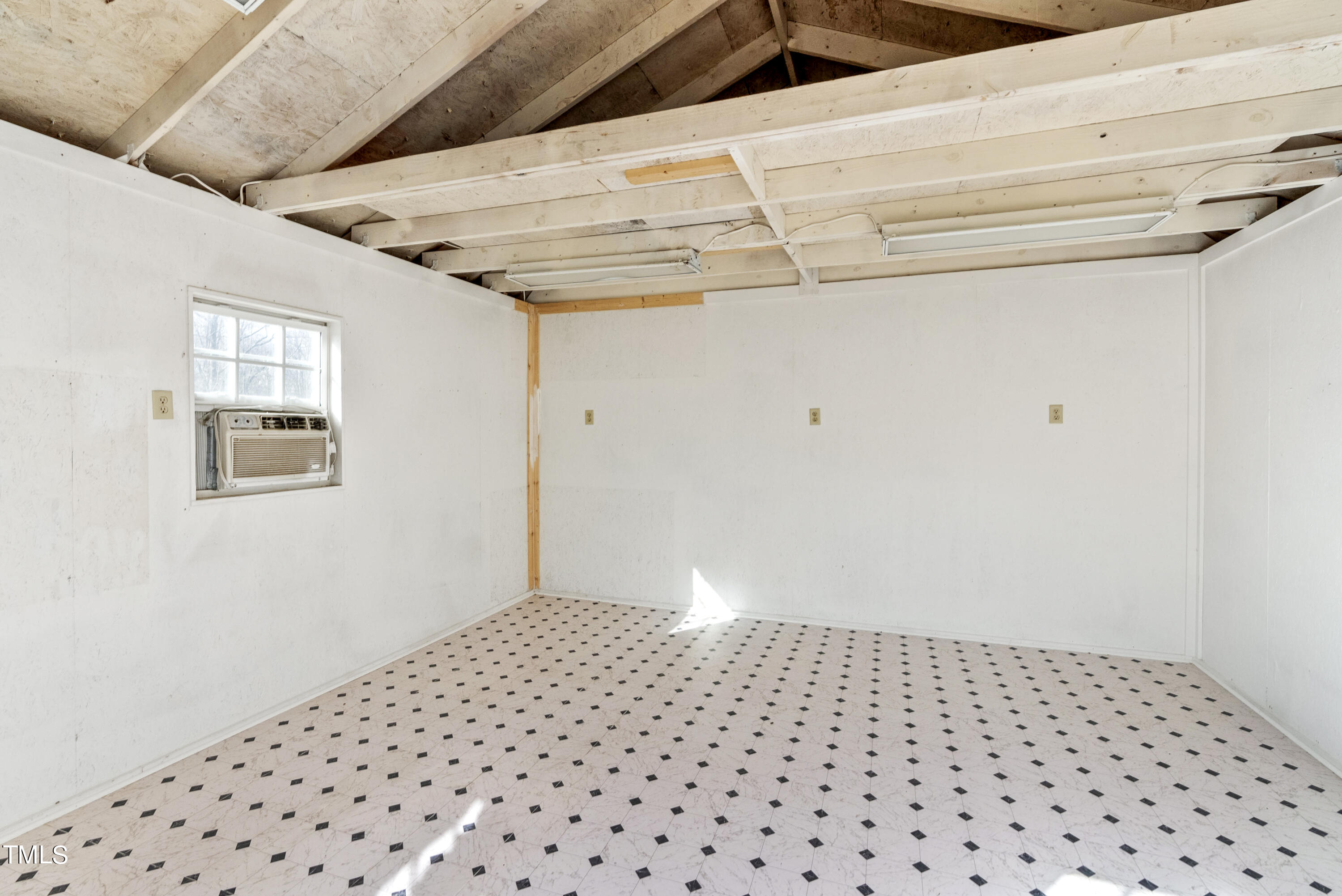 113 Shearin Road Smithfield, NC 27577 - Photo 23 of 26 113shearin-28