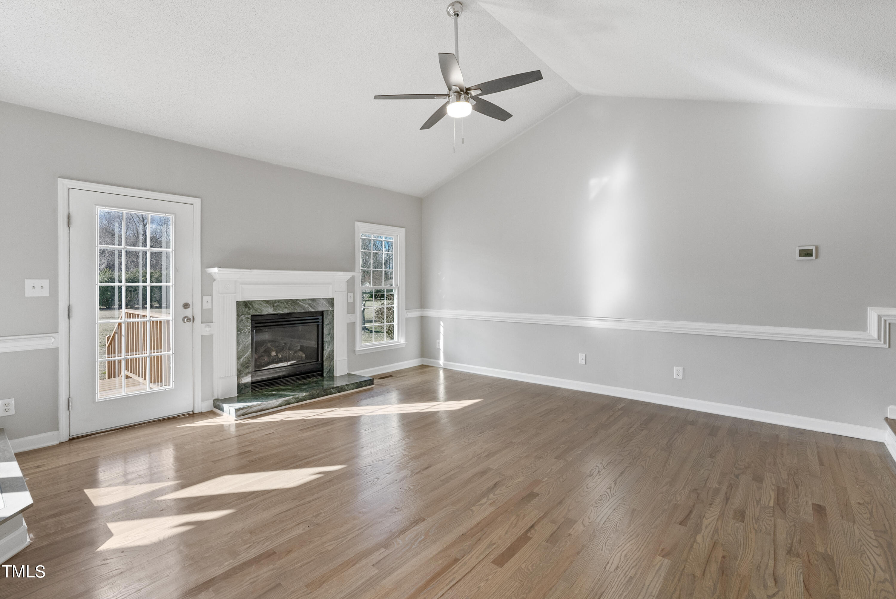 113 Shearin Road Smithfield, NC 27577 - Photo 4 of 26 113shearin-58
