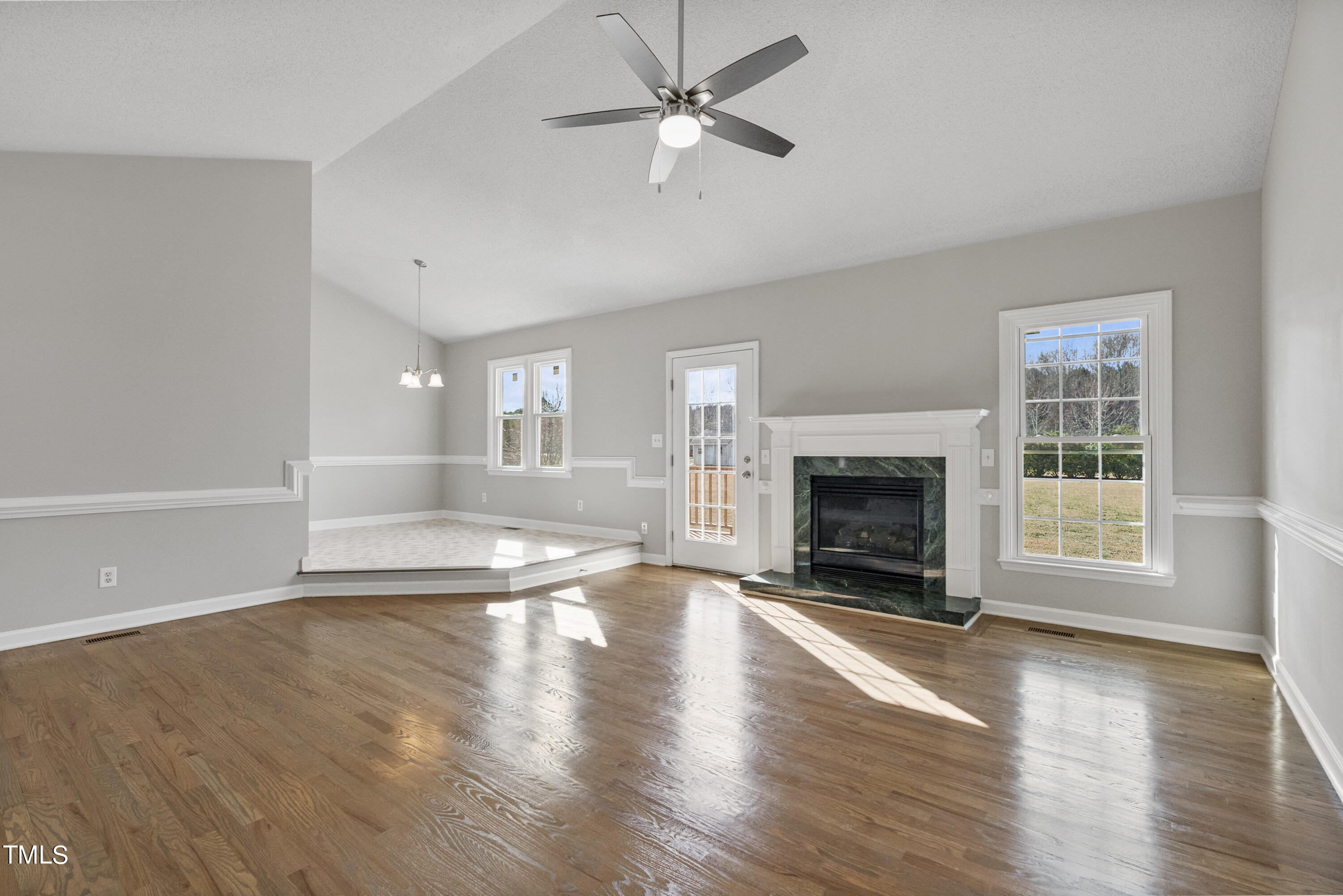113 Shearin Road Smithfield, NC 27577 - Photo 6 of 26 113shearin-98