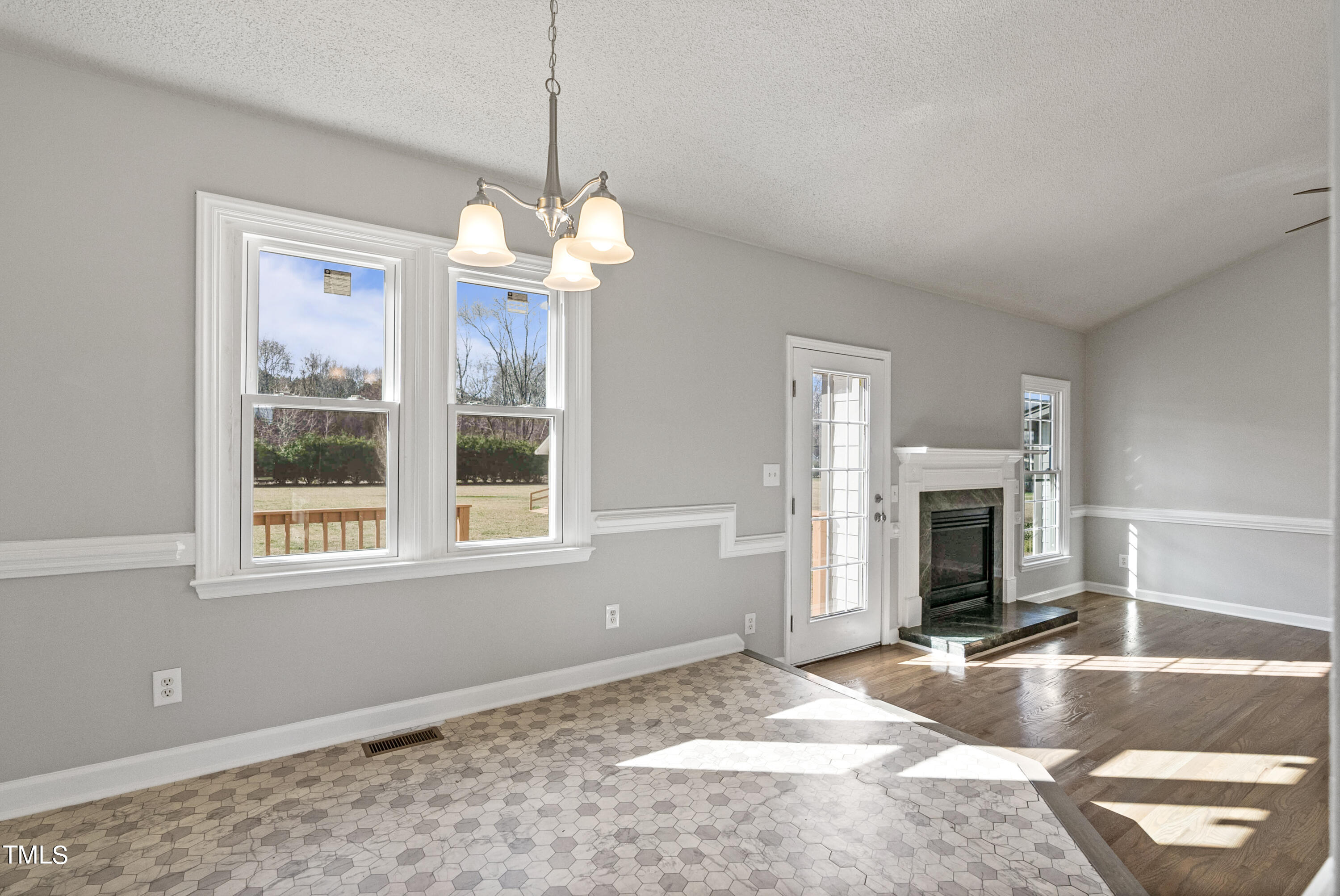 113 Shearin Road Smithfield, NC 27577 - Photo 7 of 26 113shearin-88