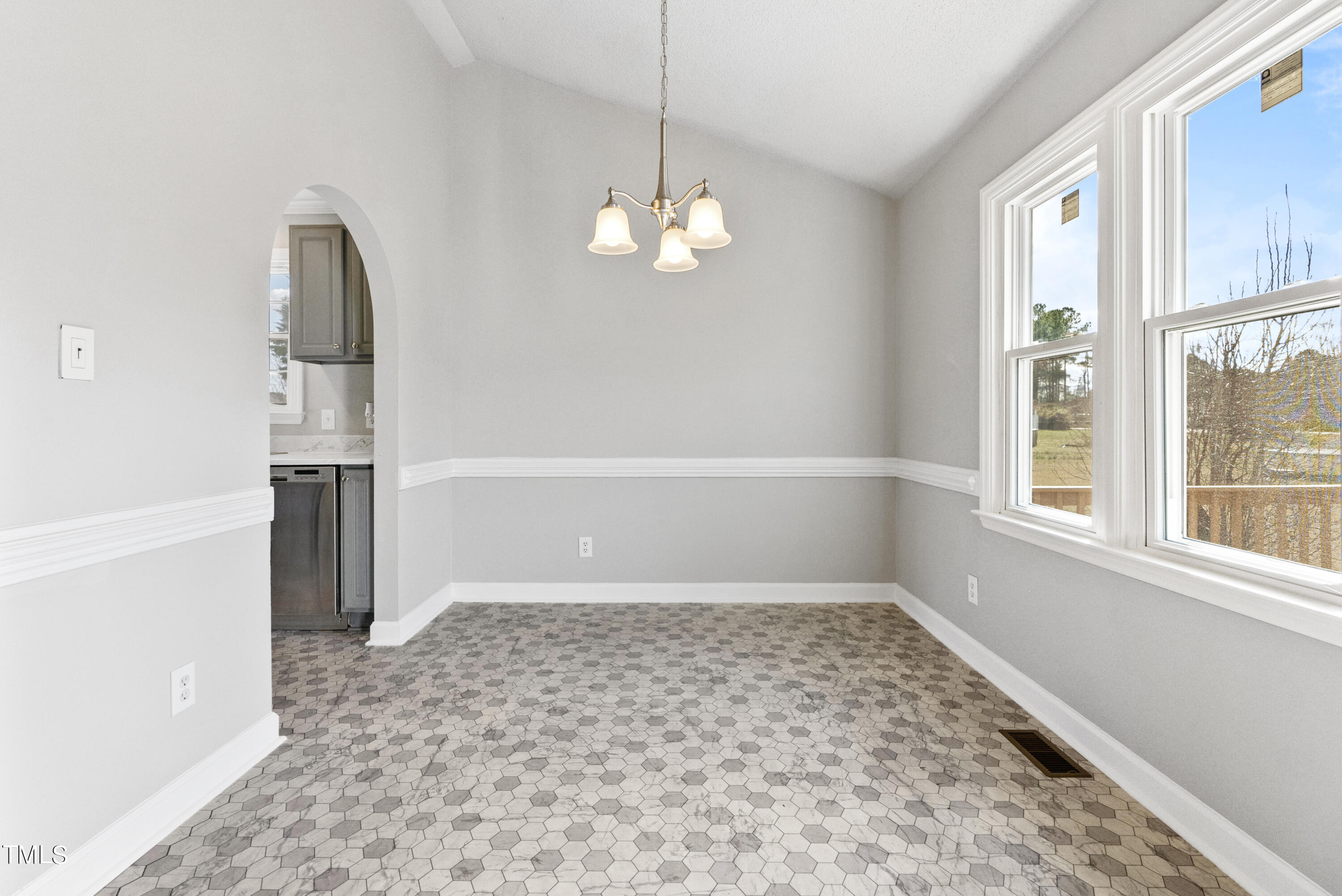 113 Shearin Road Smithfield, NC 27577 - Photo 8 of 26 113shearin-61