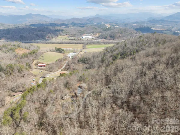 $475,000 | 400 Honey Locust Trail, Whittier, NC 28789