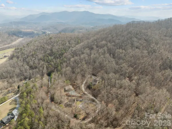 $475,000 | 400 Honey Locust Trail, Whittier, NC 28789