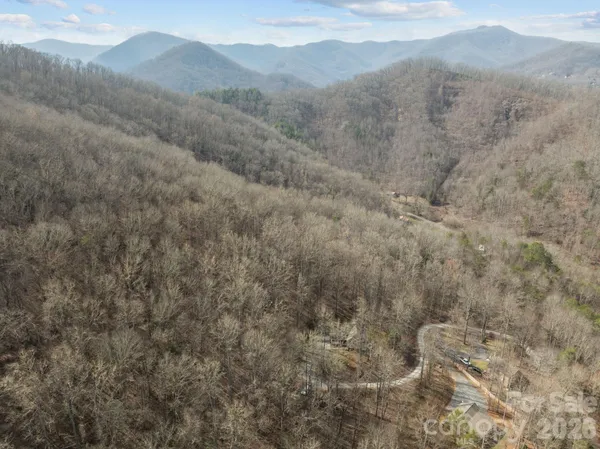 $475,000 | 400 Honey Locust Trail, Whittier, NC 28789