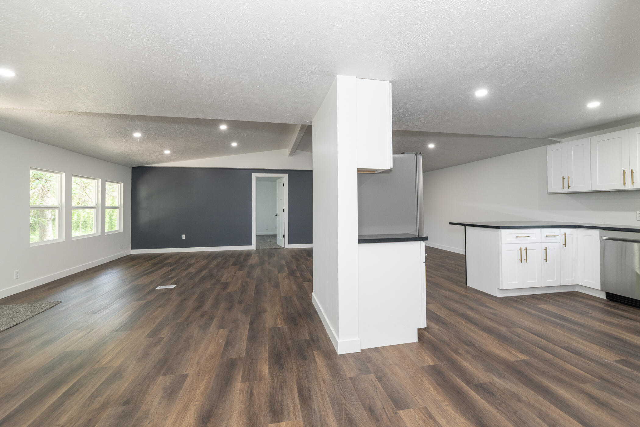 205 Knott Road Niles, MI 49120 - Photo 13 of 39 205 Knott Rd-25