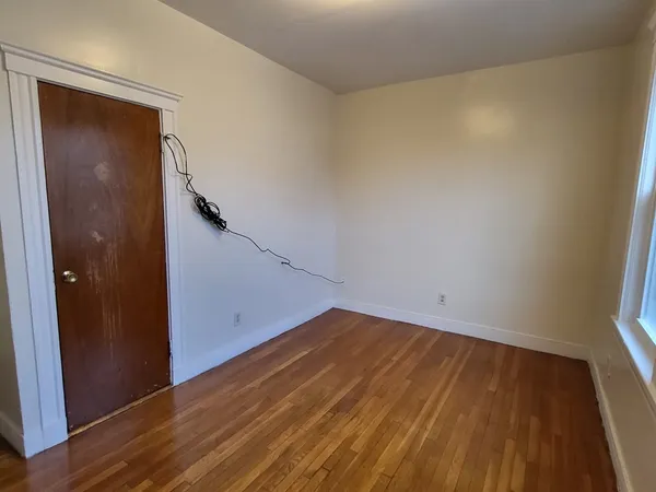 $3,200 | 19 Mora Street, Unit 4, Boston, MA 02124