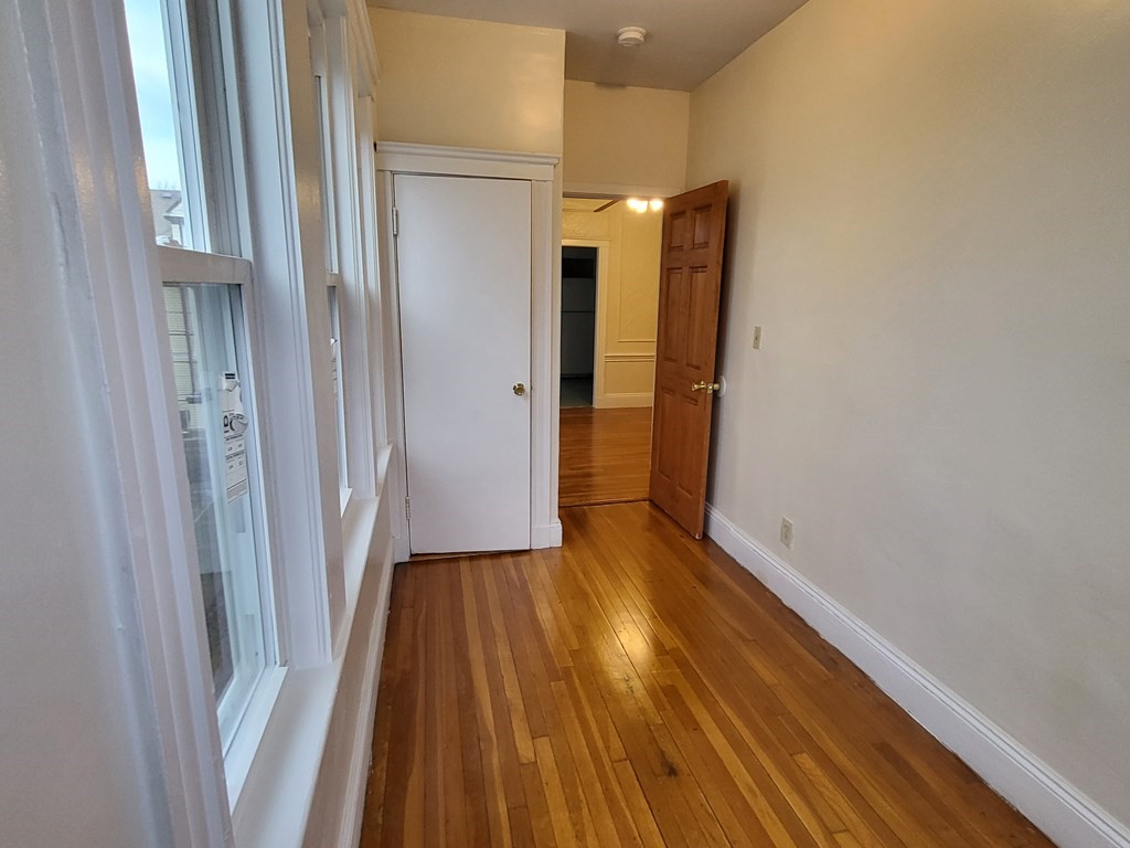 19 Mora Street, Unit 4 Boston, MA 02124 - Photo 6 of 20