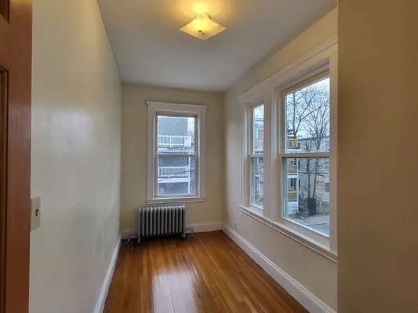 $3,200 | 19 Mora Street, Unit 4, Boston, MA 02124