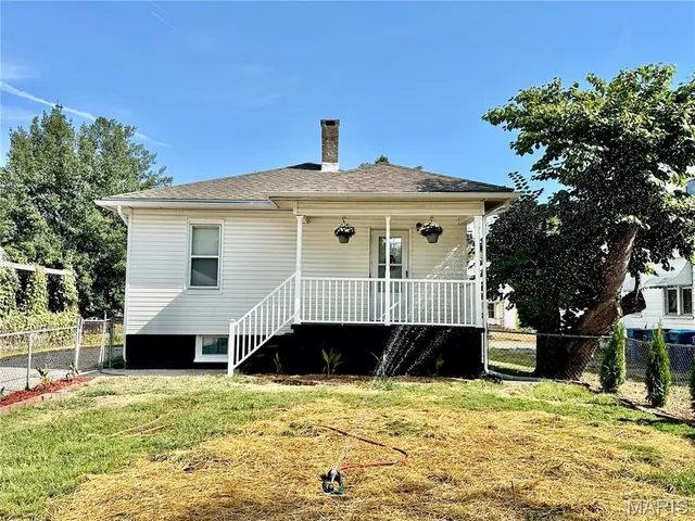 $165,000 | 75 East Elm Street, Alton, IL 62002