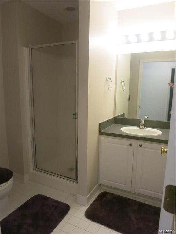 16956 Farmington Road, Unit 23 Livonia, MI 48154 - Photo 25 of 32