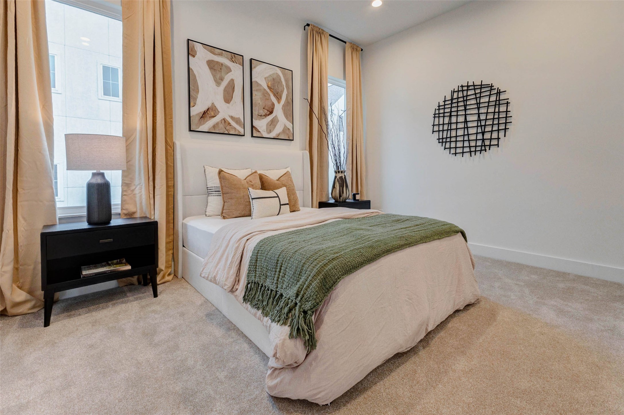 3309 St Emanuel Street Houston, TX 77004 - Photo 32 of 47 Generously sized additional bedrooms.