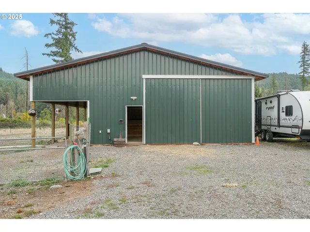 a view of entryway door