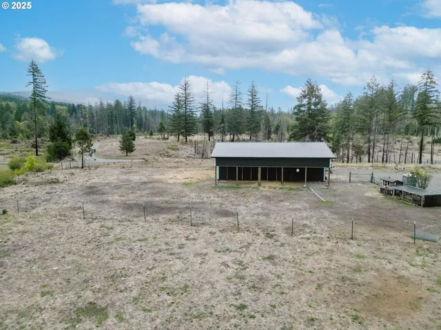 $679,000 | 40213 North Dogwood Road, Mill City, OR 97360