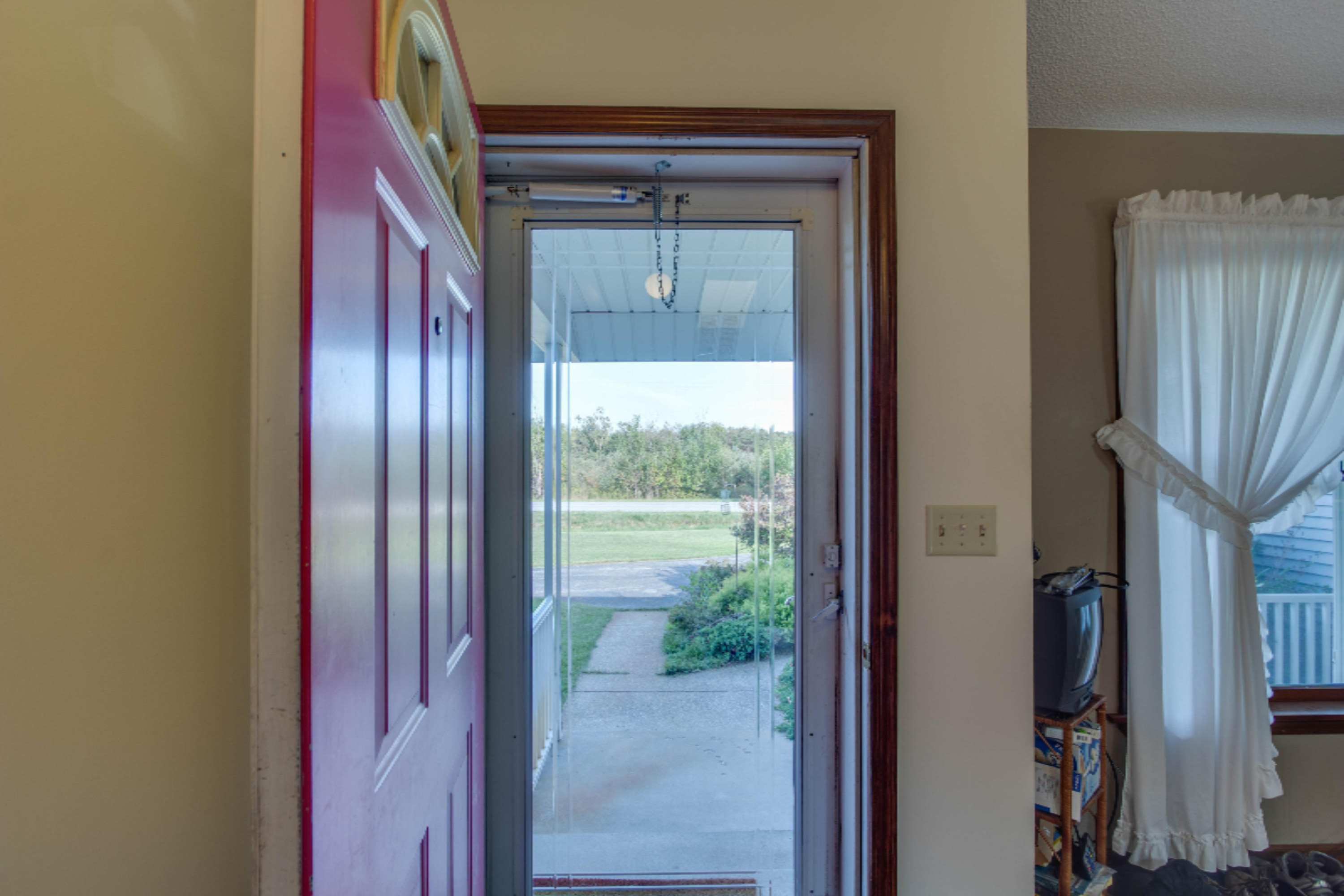 4099 South Brooks Road Muskegon, MI 49444 - Photo 6 of 44 IMG_6625Blended