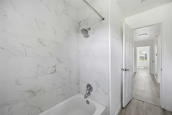 a bathroom with a tub