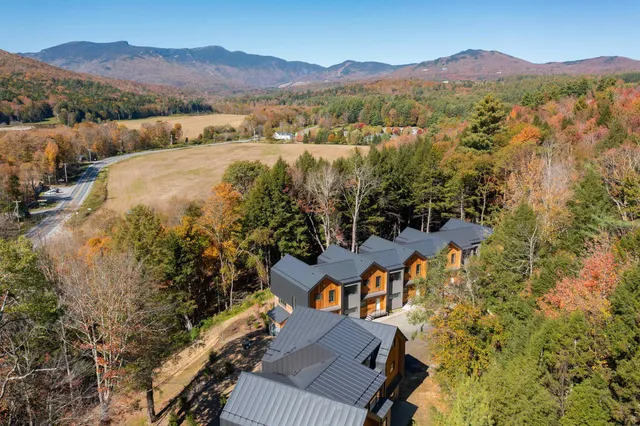 $1,755,000 | 64 A Slate Hill Road, Unit 7, Stowe, VT 05672