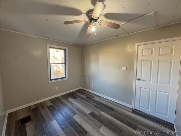 $164,500 | 203 West Magnolia Street, Versailles, MO 65084