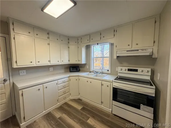 $164,500 | 203 West Magnolia Street, Versailles, MO 65084