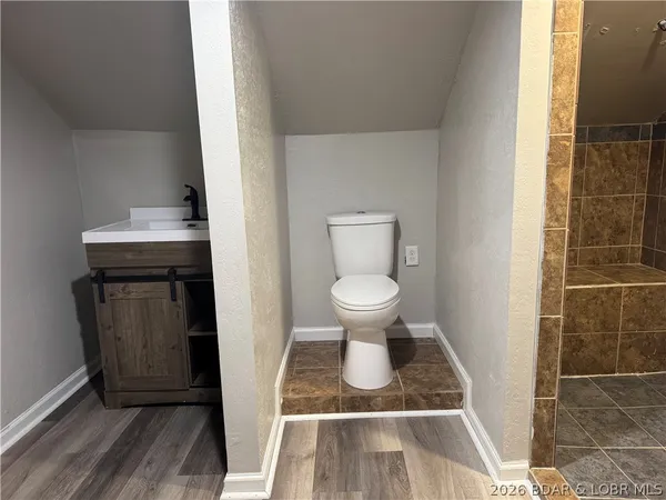 $164,500 | 203 West Magnolia Street, Versailles, MO 65084