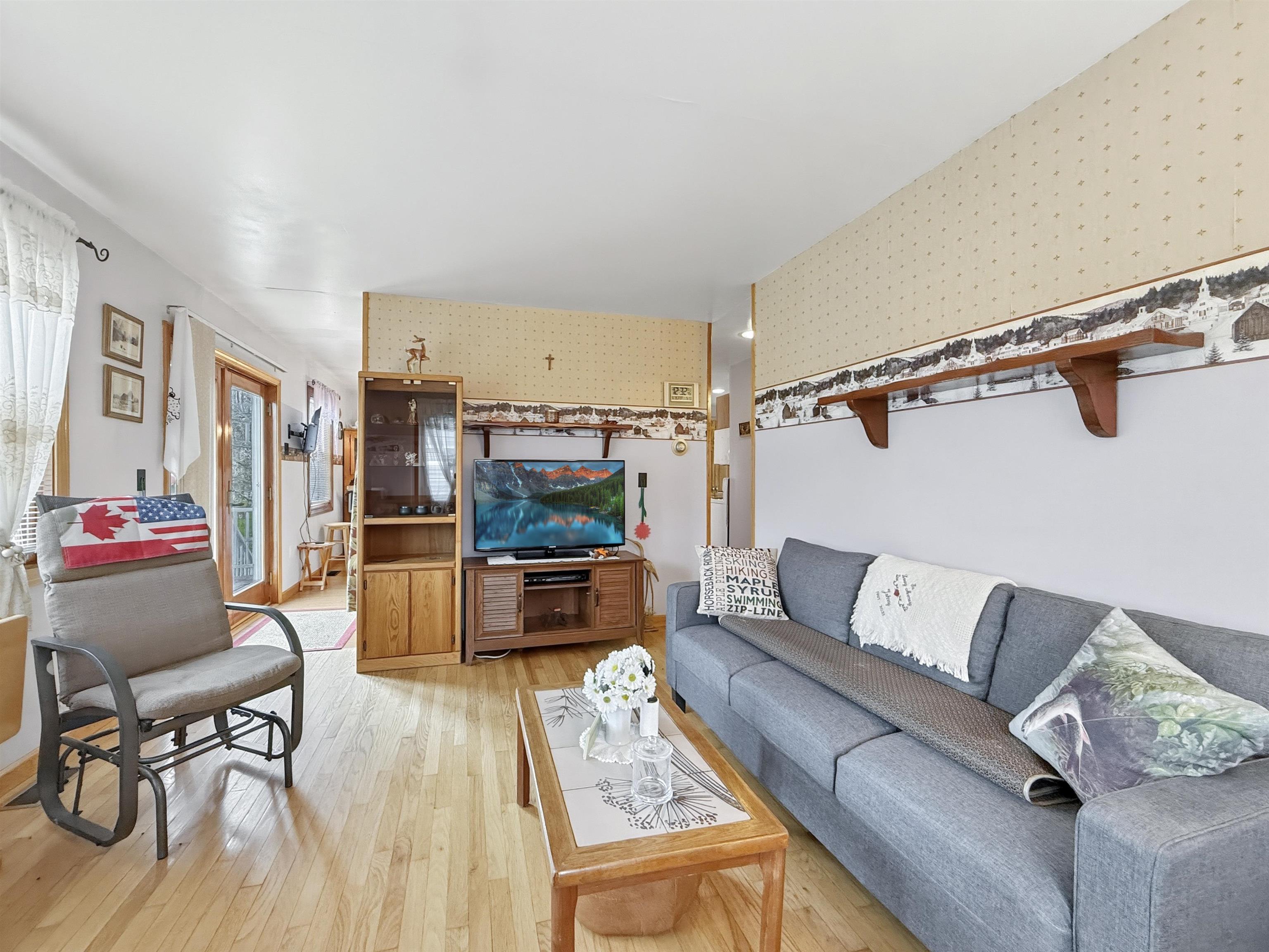 347 River Road Canaan, VT 05902 - Photo 11 of 27