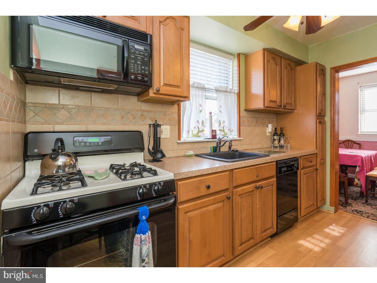 3108 Fordham Road Philadelphia, PA 19114 - Photo 8 of 25 Gallery Image 8