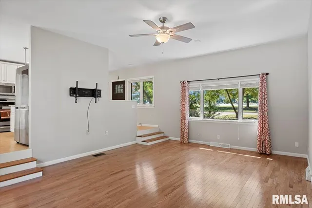 $320,000 | 2929 Cider Mill Lane, Springfield, IL 62702