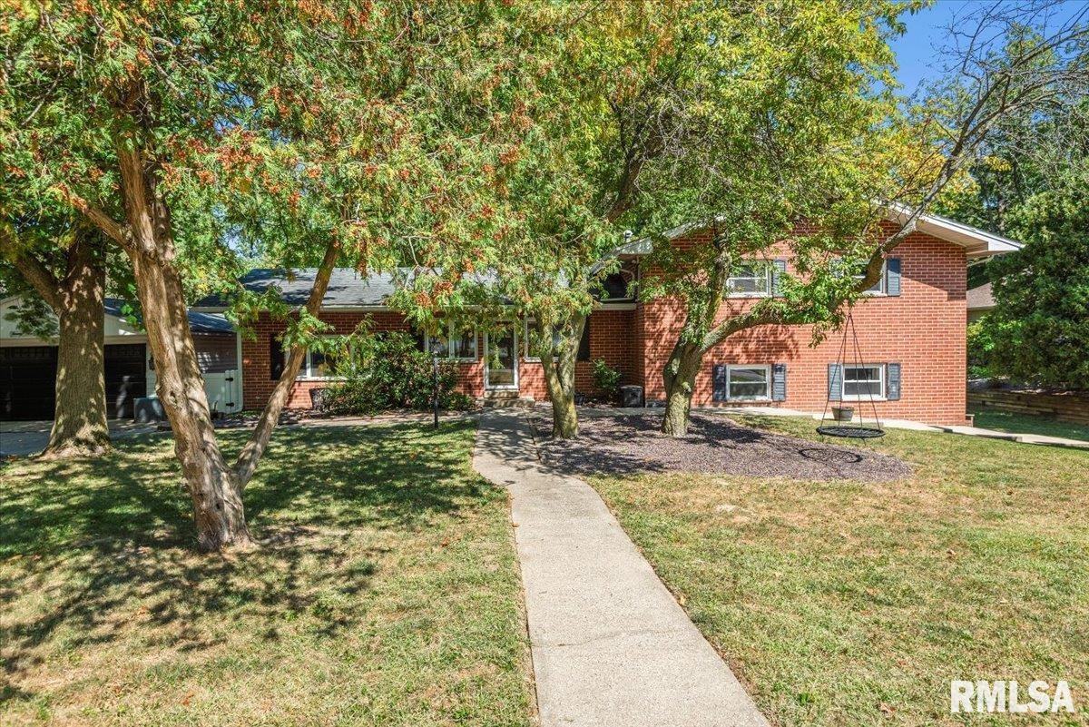 2929 Cider Mill Lane Springfield, IL 62702 - Photo 2 of 49