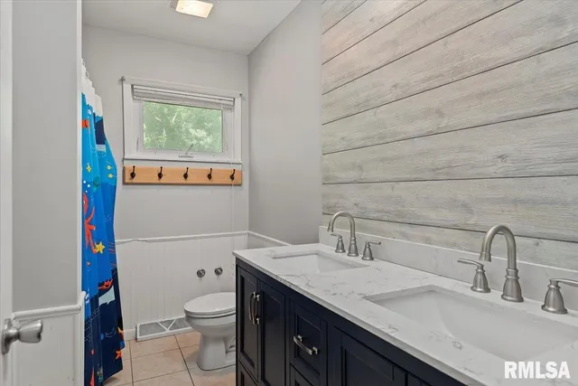 $320,000 | 2929 Cider Mill Lane, Springfield, IL 62702