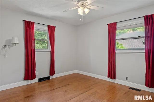 $320,000 | 2929 Cider Mill Lane, Springfield, IL 62702