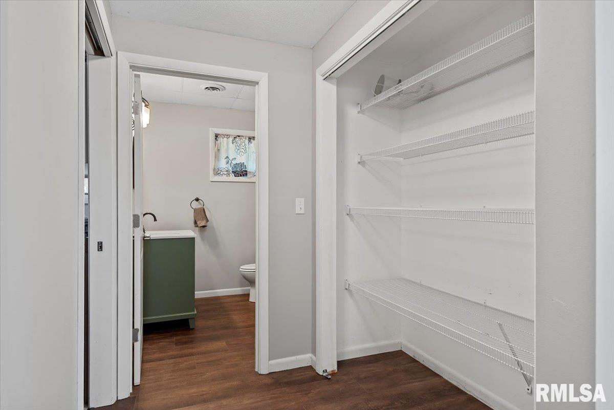 2929 Cider Mill Lane Springfield, IL 62702 - Photo 39 of 49