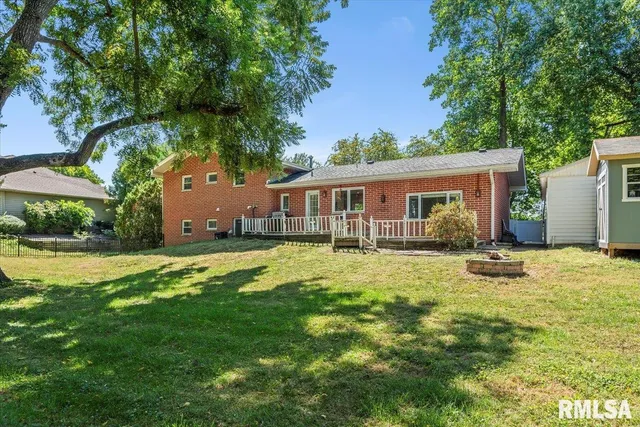 $320,000 | 2929 Cider Mill Lane, Springfield, IL 62702