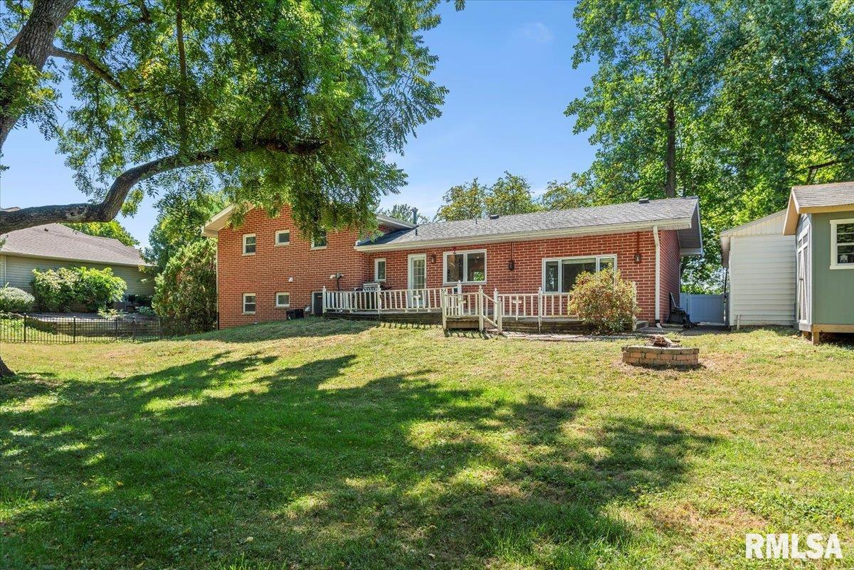 2929 Cider Mill Lane Springfield, IL 62702 - Photo 45 of 49