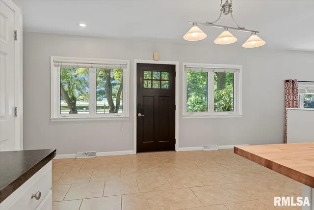 $320,000 | 2929 Cider Mill Lane, Springfield, IL 62702