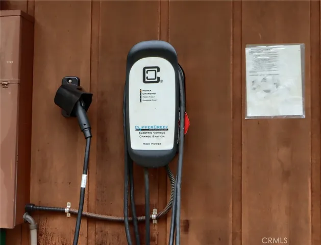 $1,250,000 | 8041 Chilnualna Falls Road, Wawona, CA 95389