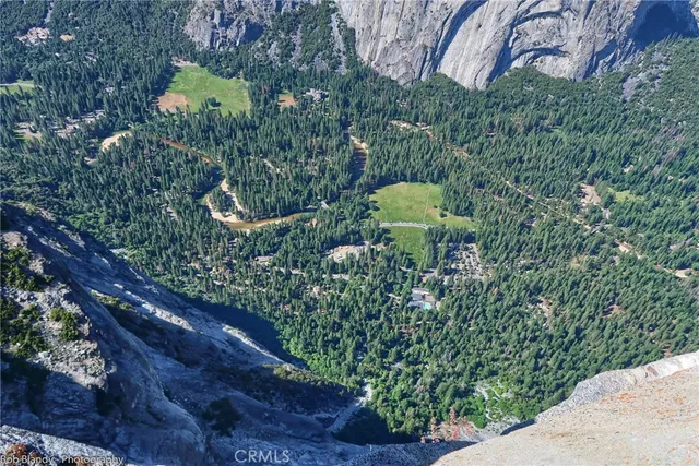 $1,250,000 | 8041 Chilnualna Falls Road, Wawona, CA 95389