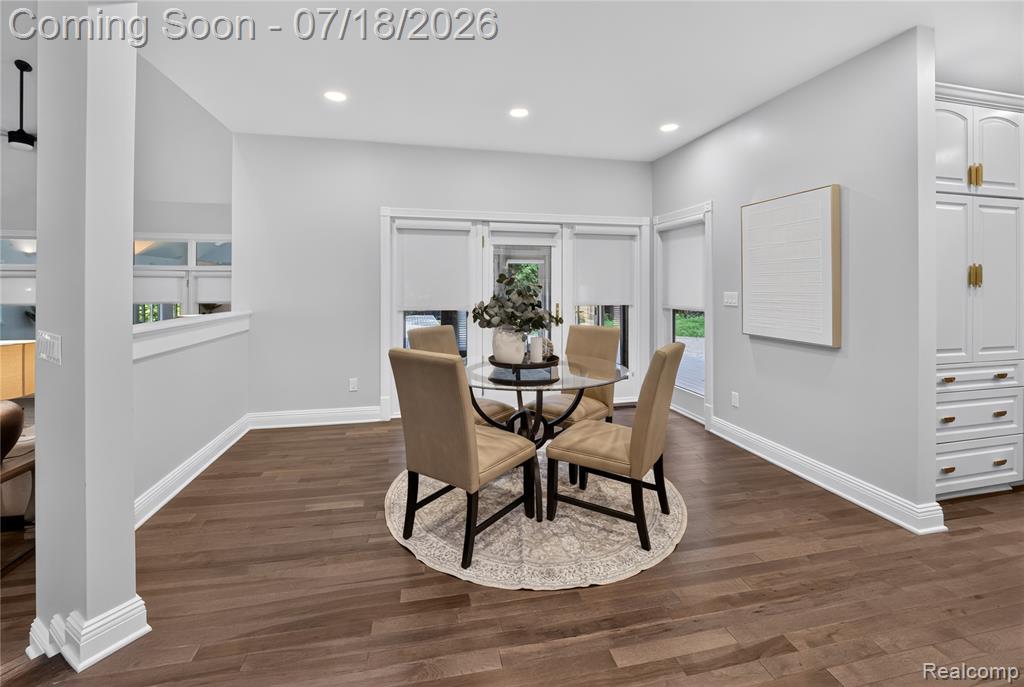 8180 Ridge Road North Canton, MI 48187 - Photo 22 of 99