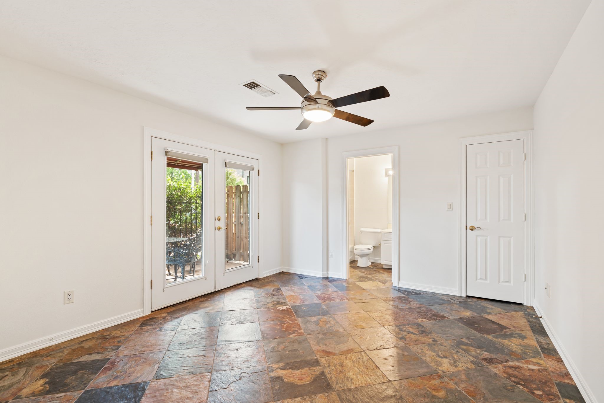 501 Detering Street Houston, TX 77007 - Photo 26 of 44