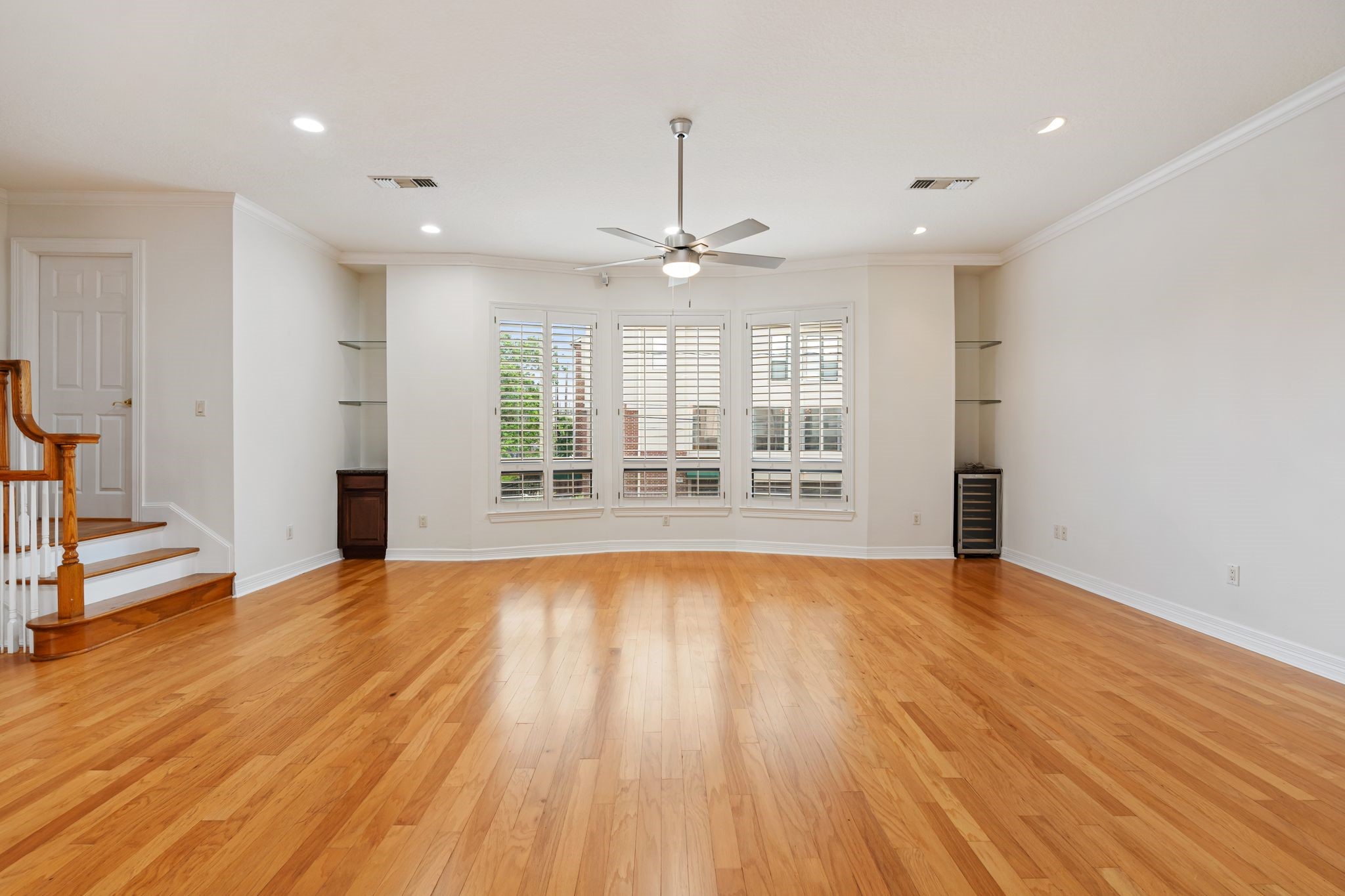 501 Detering Street Houston, TX 77007 - Photo 8 of 44