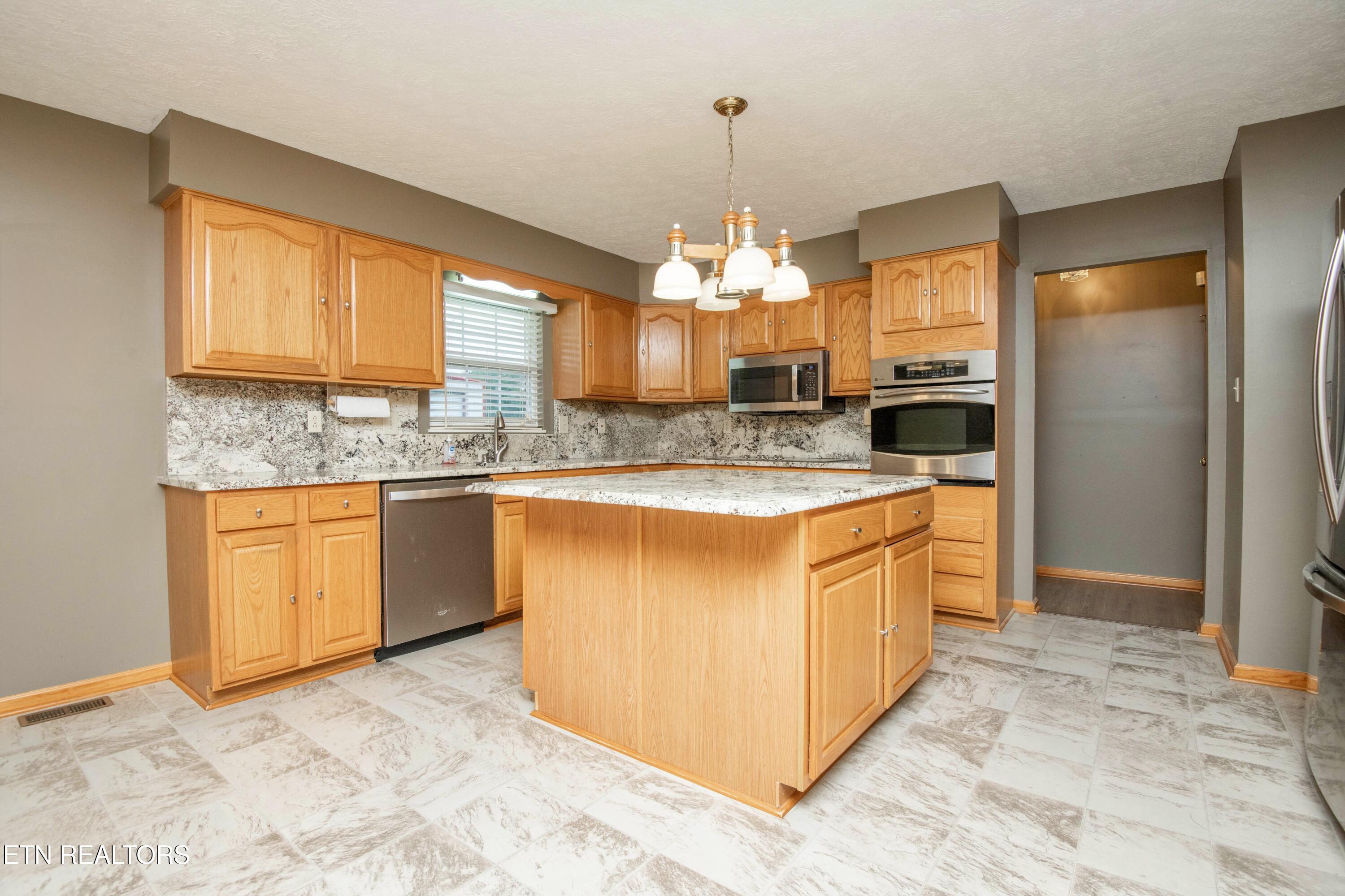 2820 Gray Hendrix Road Knoxville, TN 37931 - Photo 56 of 57 Kitchen 5 new