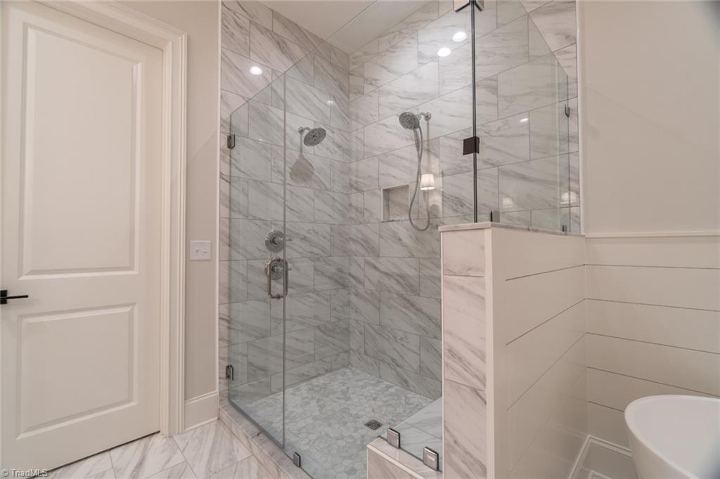 6846 Shields Drive Oak Ridge, NC 27310 - Photo 32 of 48