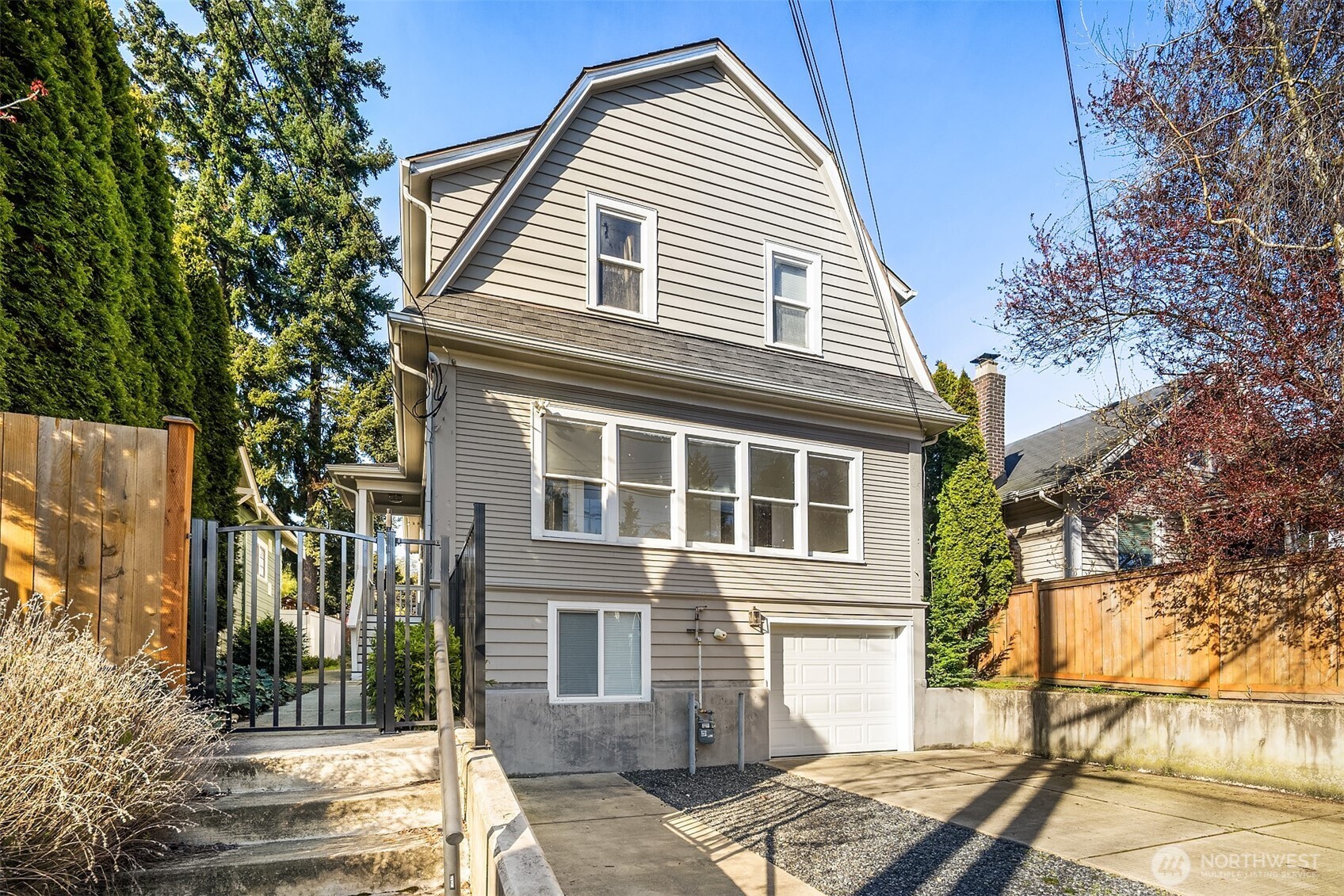 250 Northeast 50th Street Seattle, WA 98105 - Photo 1 of 40