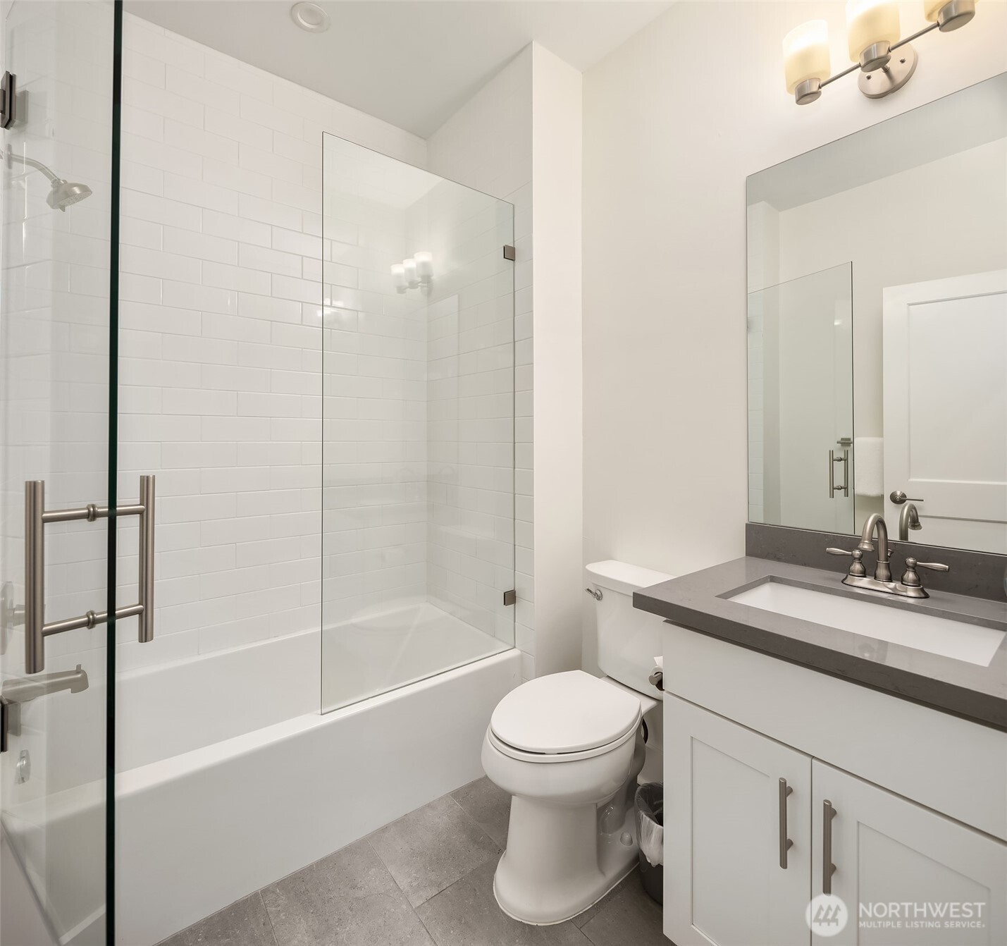 250 Northeast 50th Street Seattle, WA 98105 - Photo 17 of 40