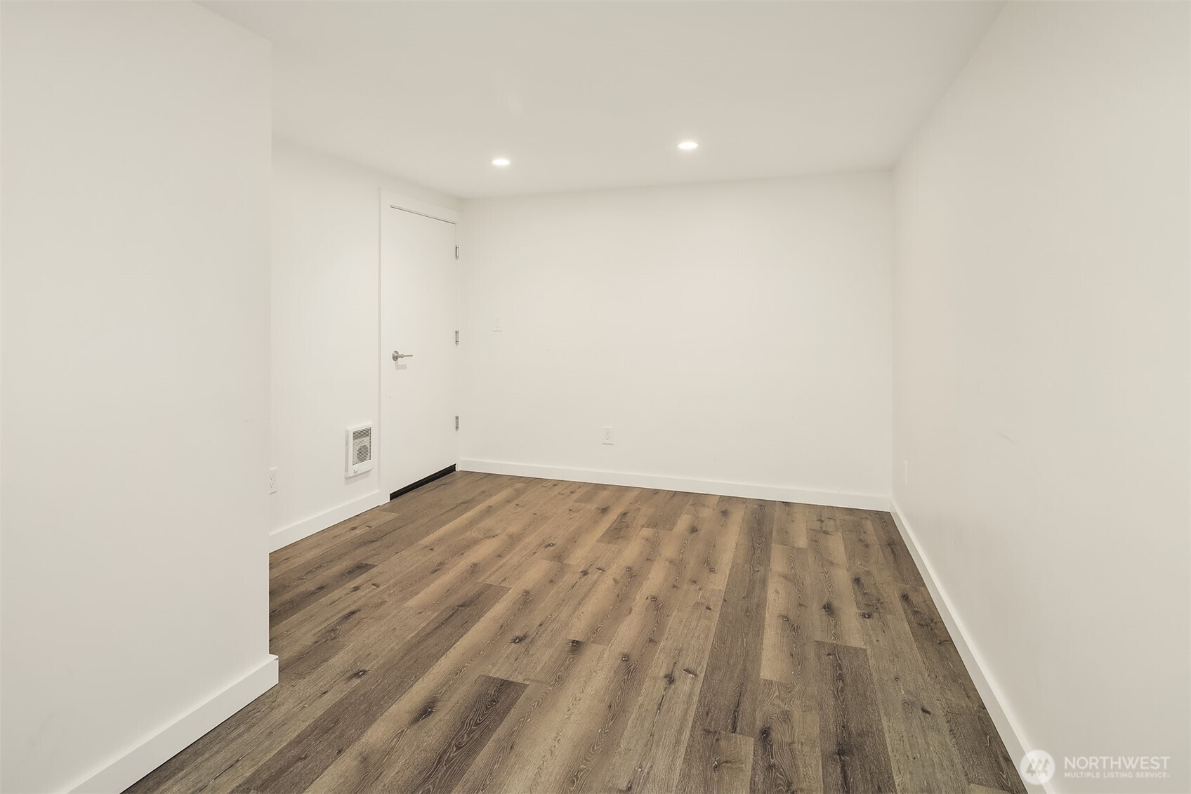 250 Northeast 50th Street Seattle, WA 98105 - Photo 19 of 40