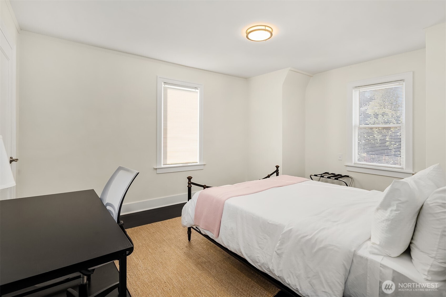 250 Northeast 50th Street Seattle, WA 98105 - Photo 30 of 40