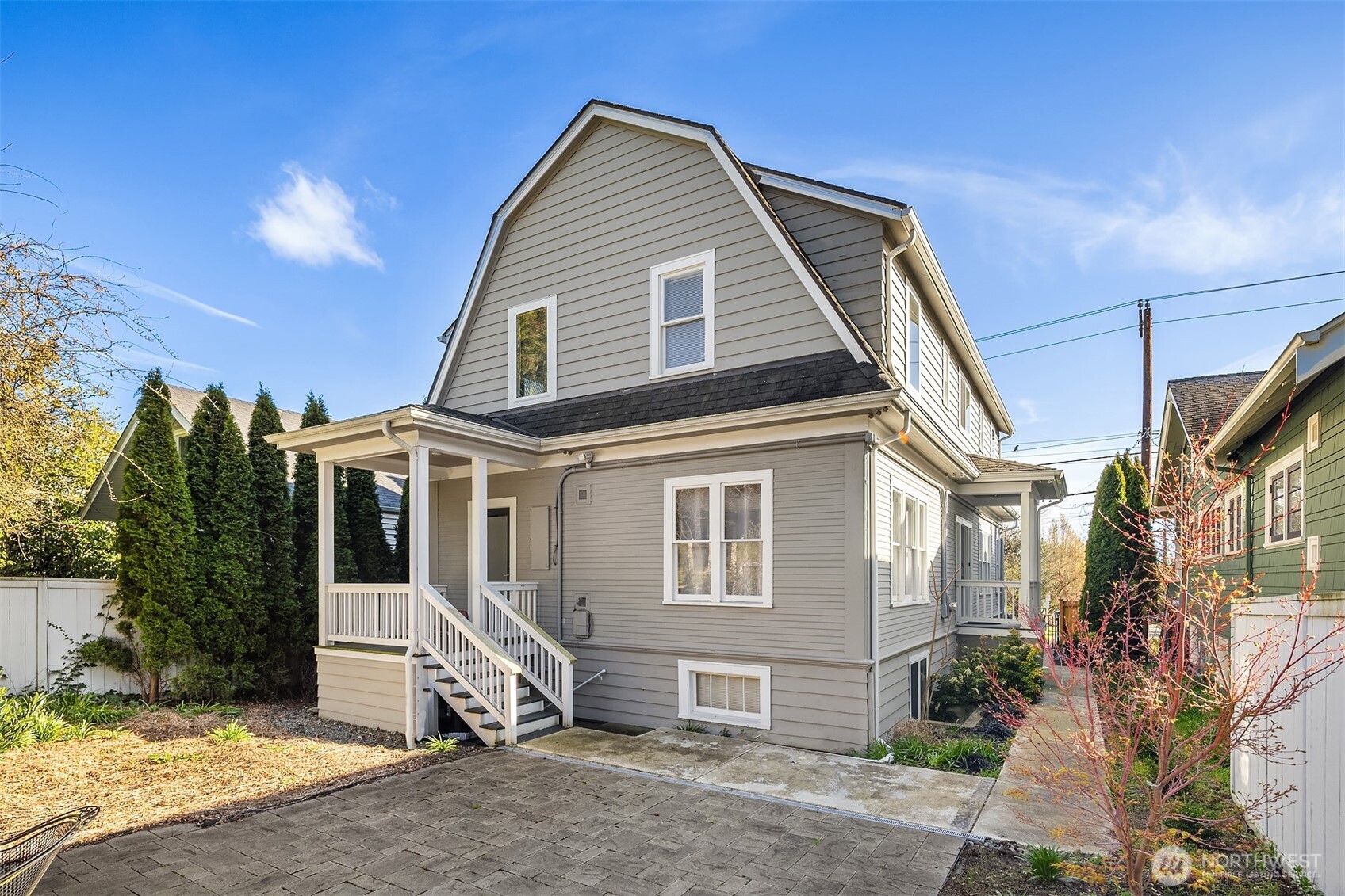 250 Northeast 50th Street Seattle, WA 98105 - Photo 3 of 40