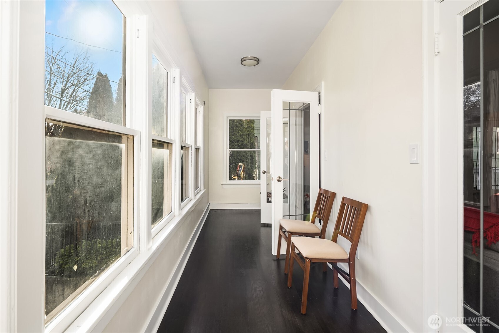 250 Northeast 50th Street Seattle, WA 98105 - Photo 10 of 40