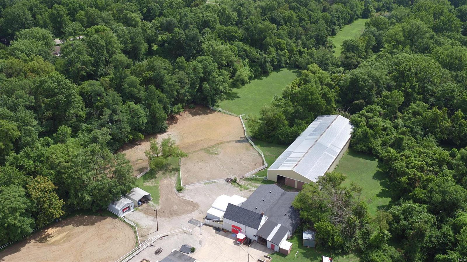 12154 Poggemoeller Road St. Louis, MO 63138 - Photo 14 of 27