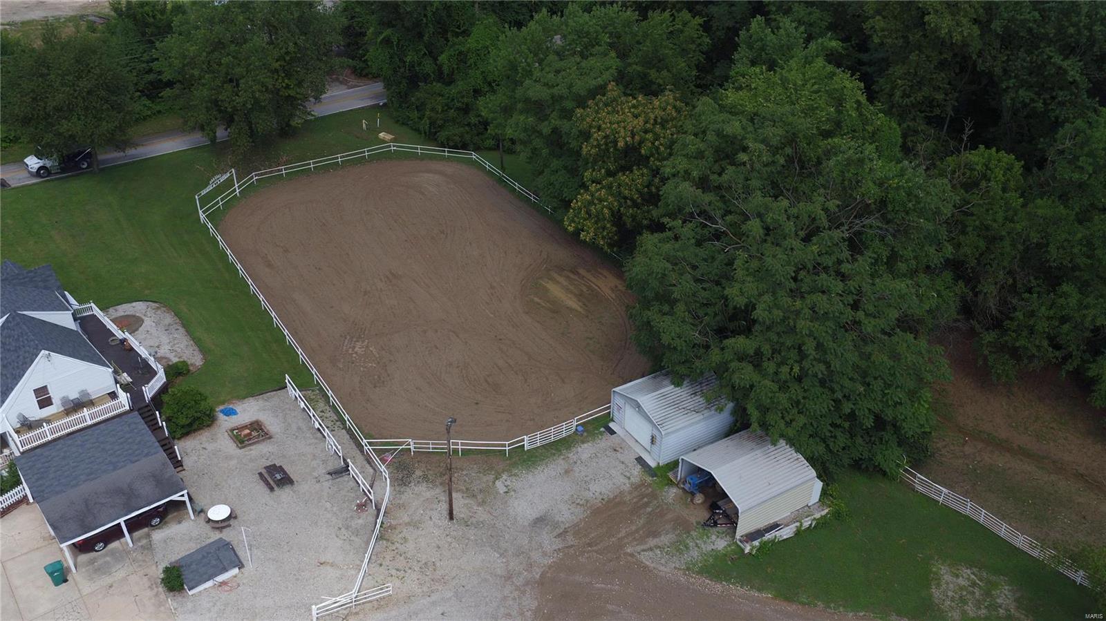 12154 Poggemoeller Road St. Louis, MO 63138 - Photo 19 of 27