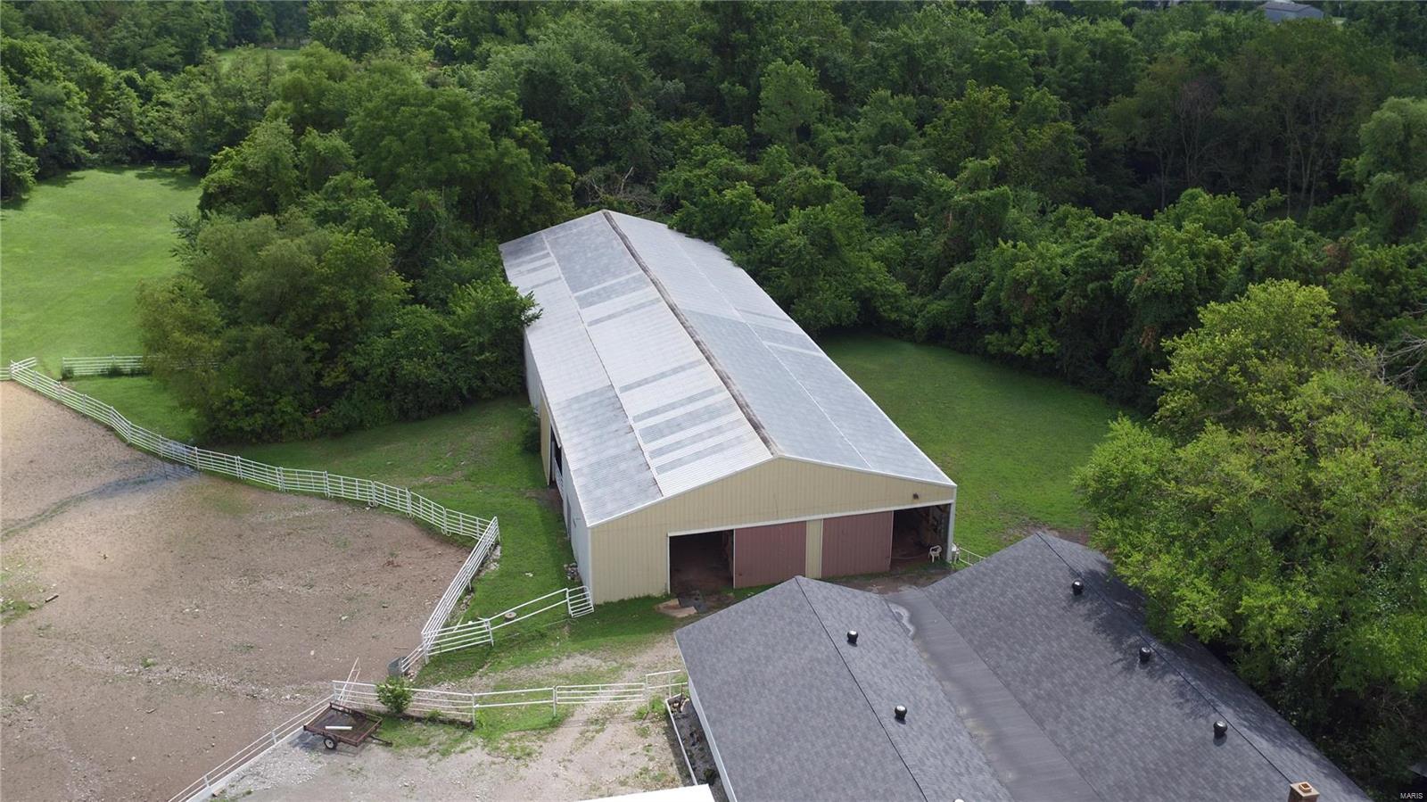 12154 Poggemoeller Road St. Louis, MO 63138 - Photo 22 of 27