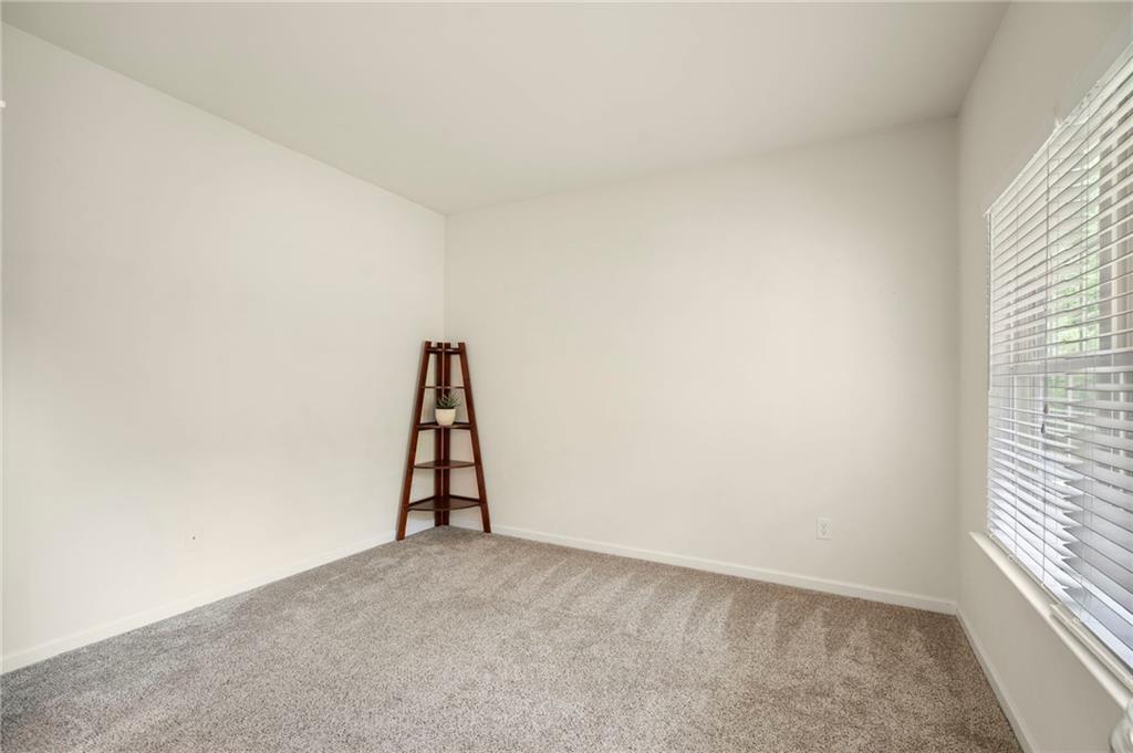 202 Reserve Crossing Canton, GA 30115 - Photo 8 of 56